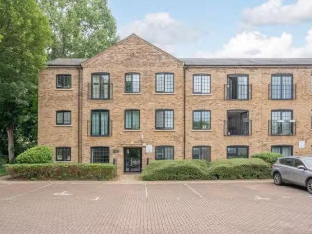 House for rent in London Borough of Merton, Mitcham