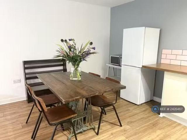 House for rent in Easton, Feckenham
