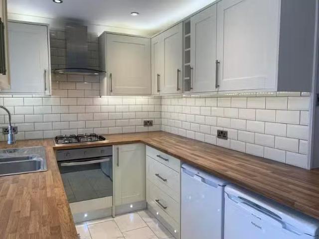 House for rent in Coxtie Green, Navestock Side