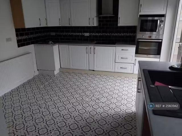 House for rent in Fernhill Gate, Lee Bank
