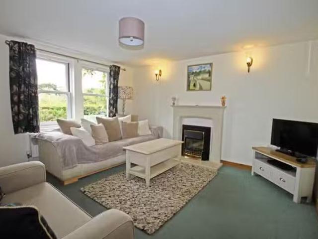 House for rent in Farleigh Hungerford, Somerset