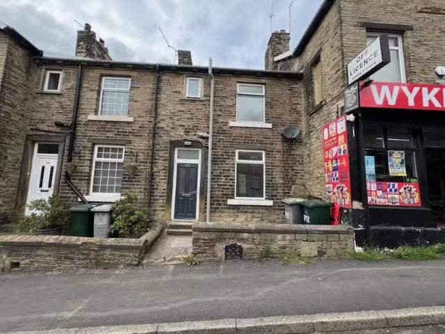 House for rent in Lower Wyke, West Yorkshire