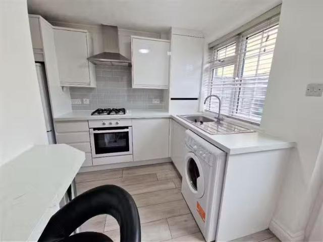 House for rent in St Albans, Five Acres
