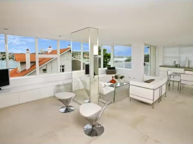 Apartment for rent in Lower North Shore, Sydney
