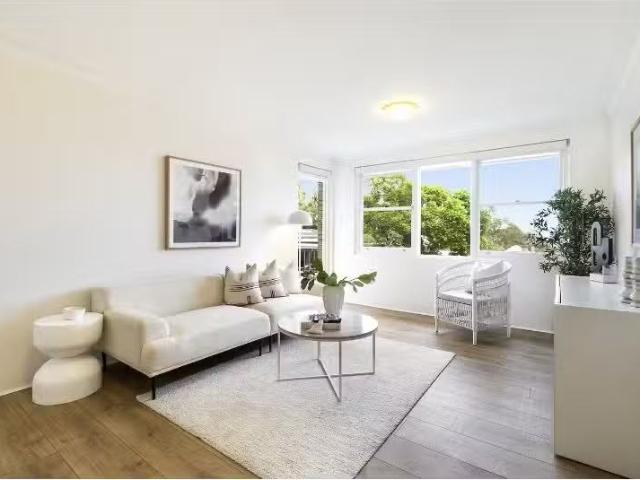 Apartment for rent in Lower North Shore, Sydney
