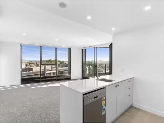 Apartment for rent in Phillip, District of Woden Valley