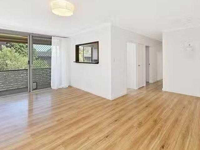 House for rent in Cloverdale, Western Australia