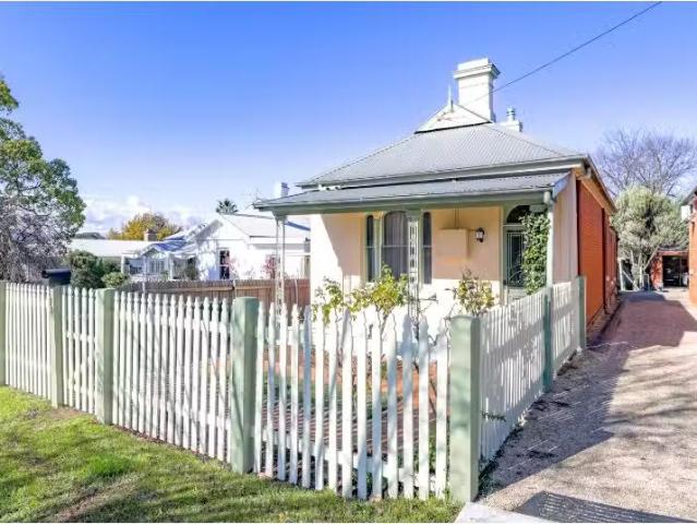 House for rent in Bathurst, New South Wales