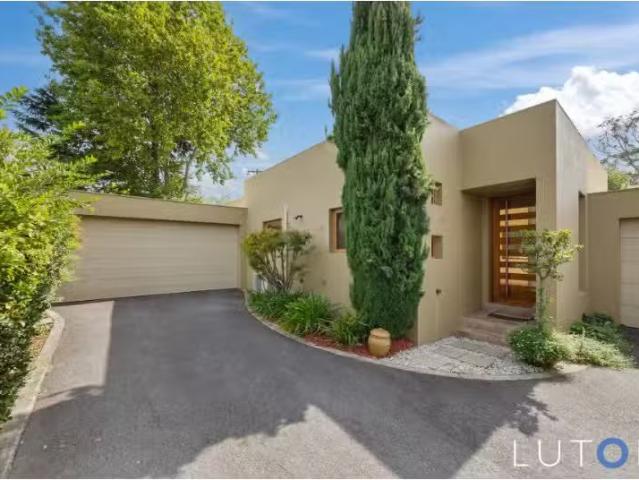 Condo for rent in Woden, Australian Capital Territory