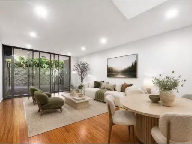 Apartment for rent in Lower North Shore, Sydney