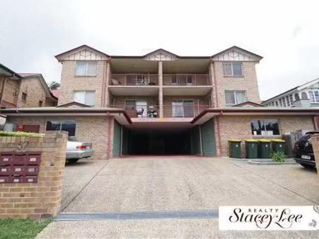 Apartment for rent in Toombul, Queensland