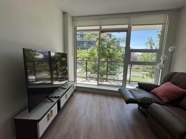 Apartment for rent in Le Val-saint-françois, Quebec