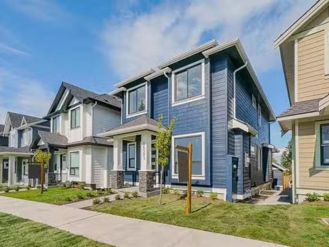 Apartment for rent in Surrey, British Columbia