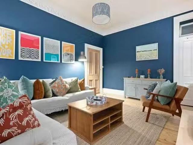 Apartment for rent in Broughton, Scotland