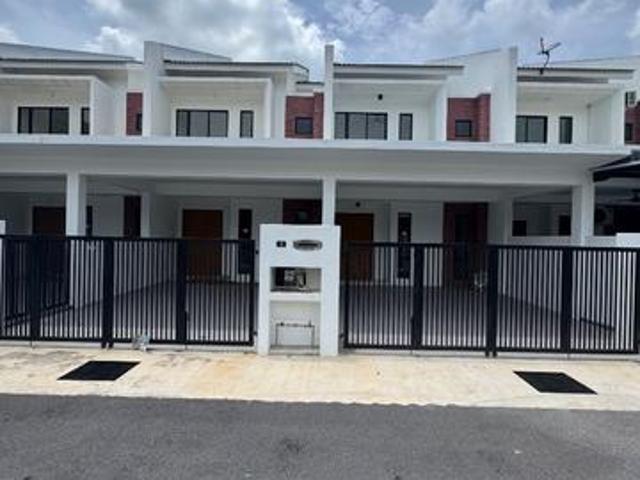 Terraced House for sale in Wellesley, Penang