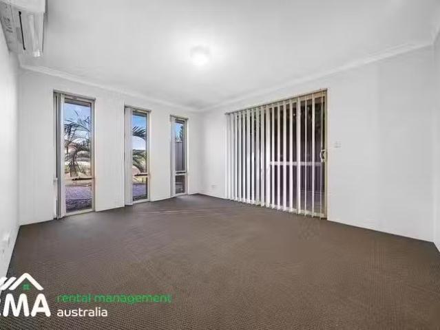 House for rent in Queens Park, Western Australia