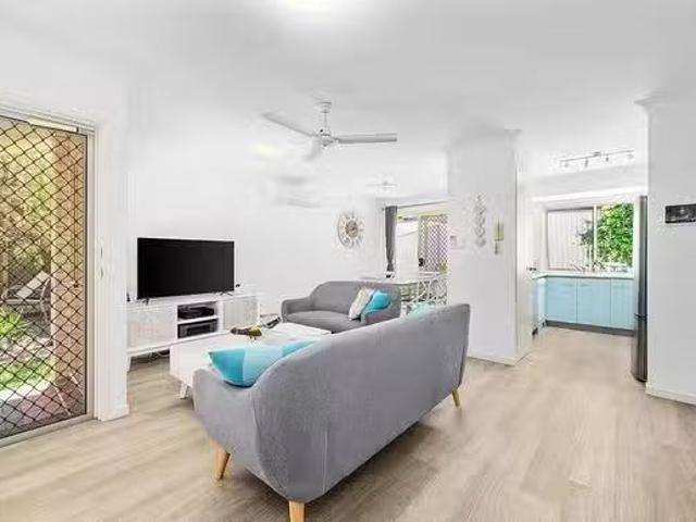 Apartment for rent in Fernbrook, Queensland