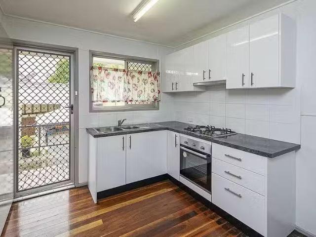 Apartment for rent in Toombul, Queensland
