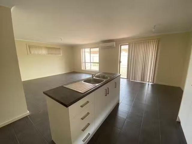 House for rent in Whyalla Stuart, South Australia