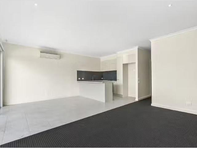 Condo for rent in Camerons Creek, Victoria