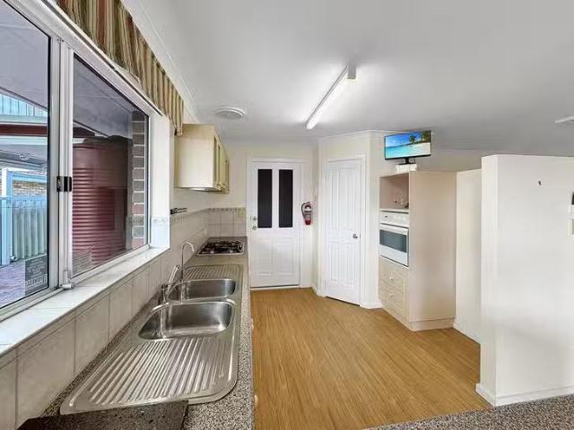 House for rent in Warral, Western Australia