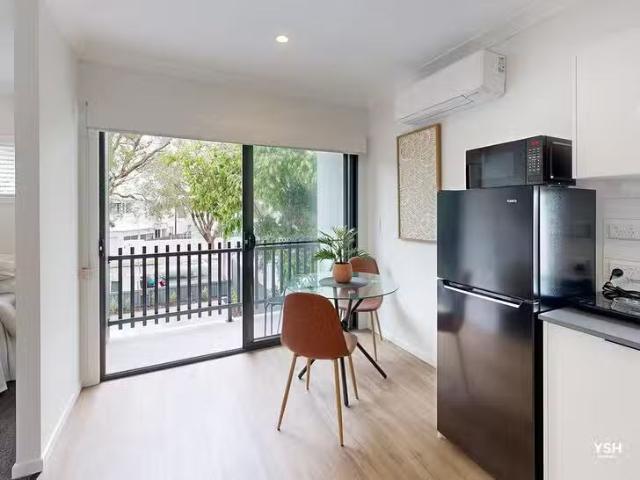 Apartment for rent in Toombul, Queensland