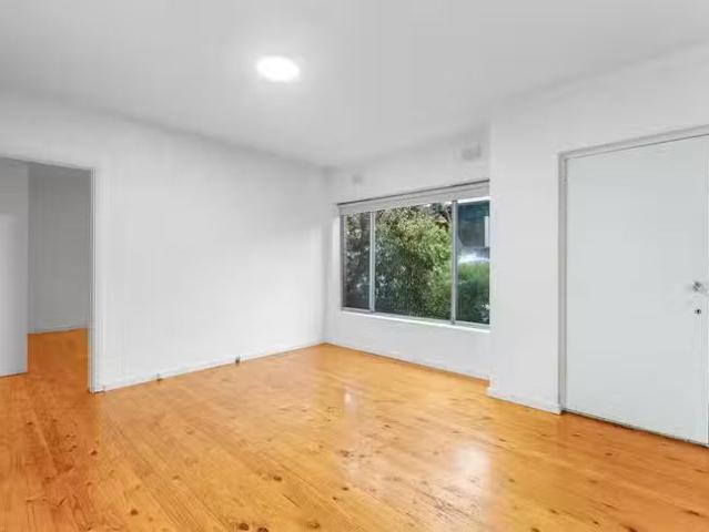 Apartment for rent in Cook, Australian Capital Territory