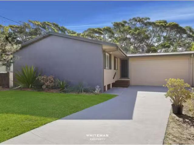 House for rent in Forresters Beach, New South Wales