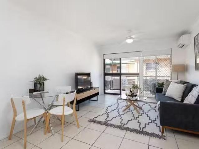 Apartment for rent in Toombul, Queensland
