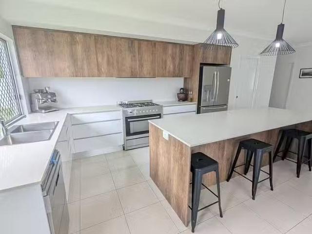 House for rent in Redlynch, Queensland