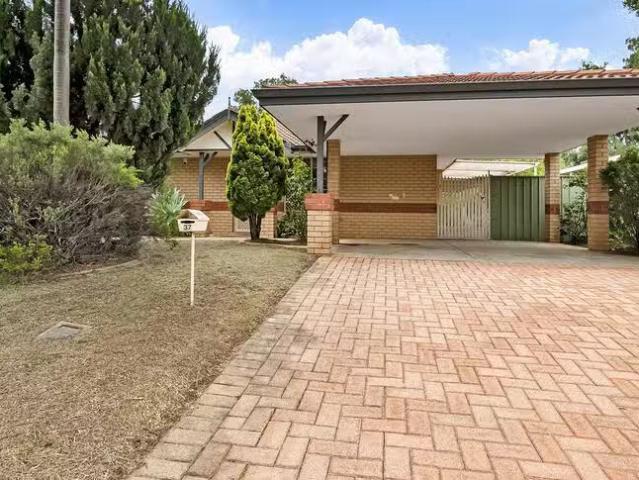 House for rent in Canning Vale, Western Australia