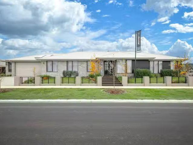 House for rent in Gisborne, Victoria