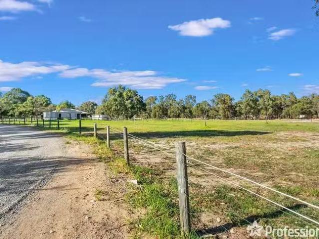 House for rent in Orange Grove, Western Australia