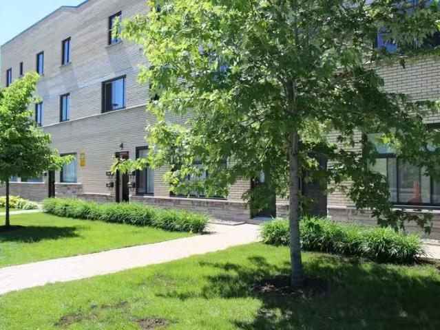 Condo for rent in St. Leonard's, Quebec
