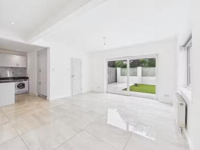 House for rent in Worcester Park, Greater London