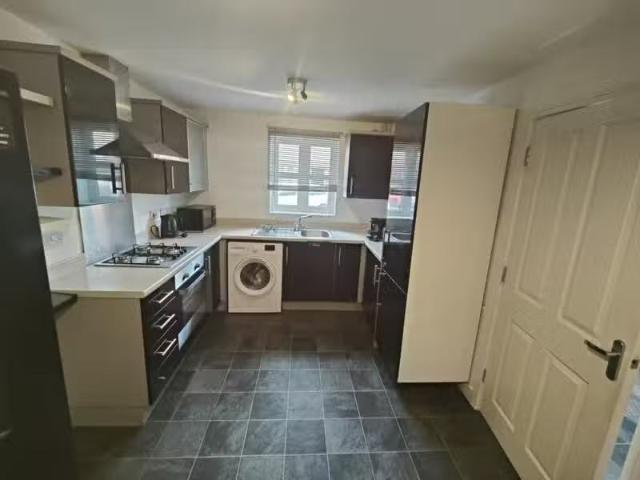 House for rent in Stivichall, West Midlands
