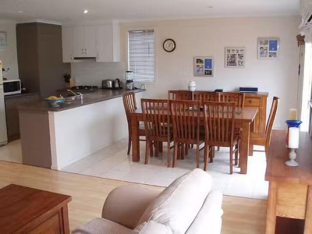 House for rent in Newlands Arm, Victoria