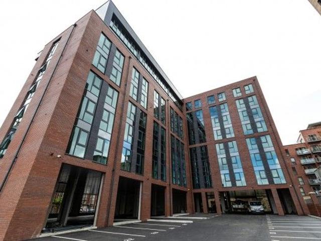 Room for rent in Little Sheffield, South Yorkshire