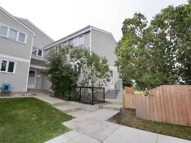 Condo for rent in Wedgewood, Alberta