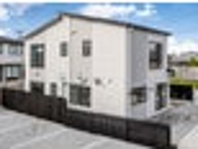 Townhouse for sale in East Tamaki