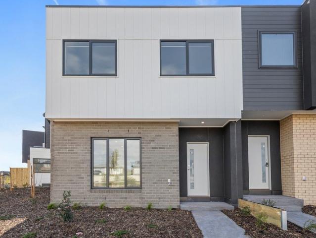 Townhouse for rent in Camerons Creek, Victoria