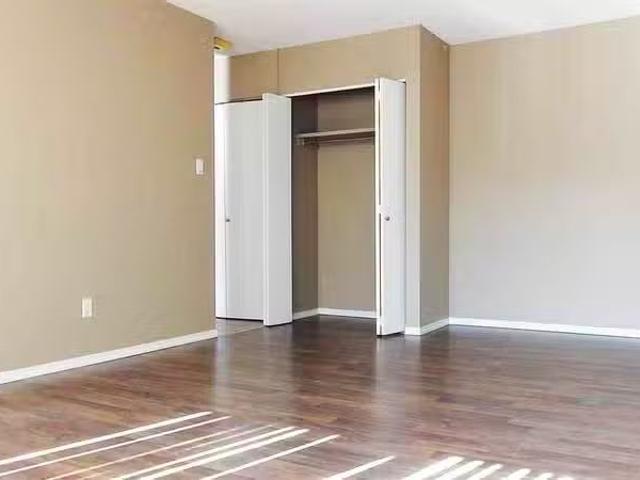 Condo for rent in Wedgewood, Alberta