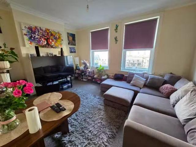 House for rent in Roselands, Eastbourne