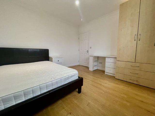 Apartment for rent in London Borough of Ealing, Greater London