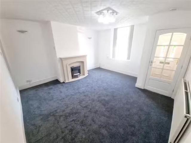 House for rent in Denholme, West Yorkshire
