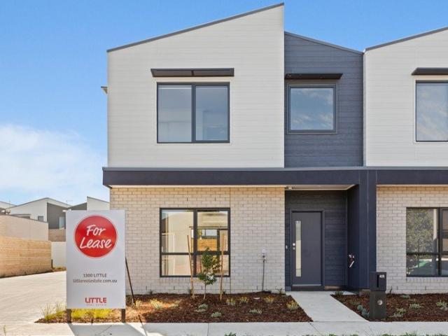 Townhouse for rent in Harpley, Melbourne