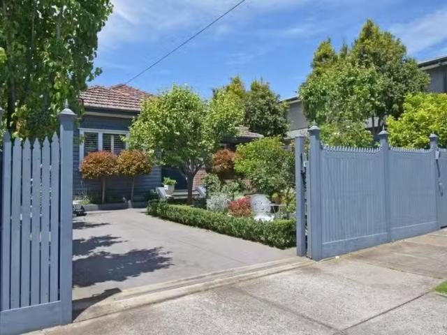 House for rent in Ormond, Melbourne