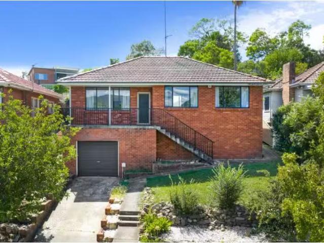 House for rent in Wollongong West, New South Wales