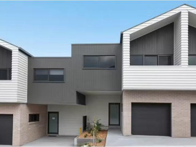 Condo for rent in Wollongong West, New South Wales