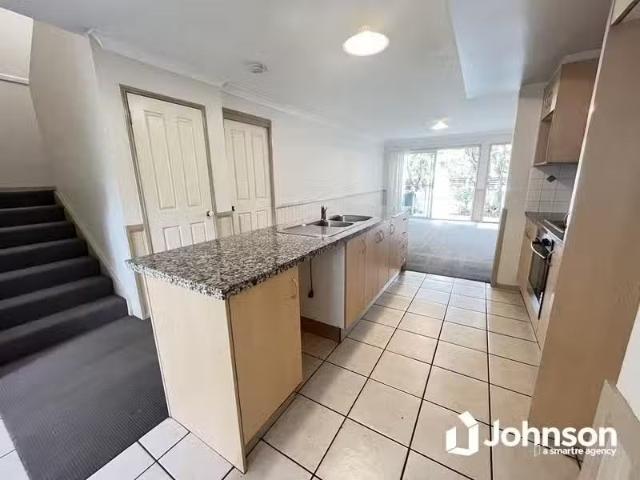 Condo for rent in Toombul, Queensland